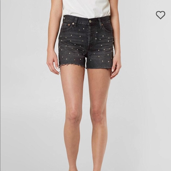 Levi’s studded raw hem jean shorts - Picture 2 of 5